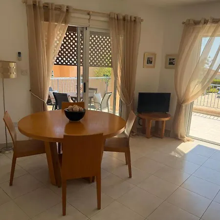 度假居 Spacious 2 Bedroom House With Great Views 佩亚