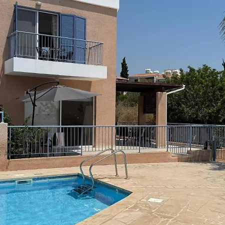 Spacious 2 Bedroom House With Great Views * 佩亚